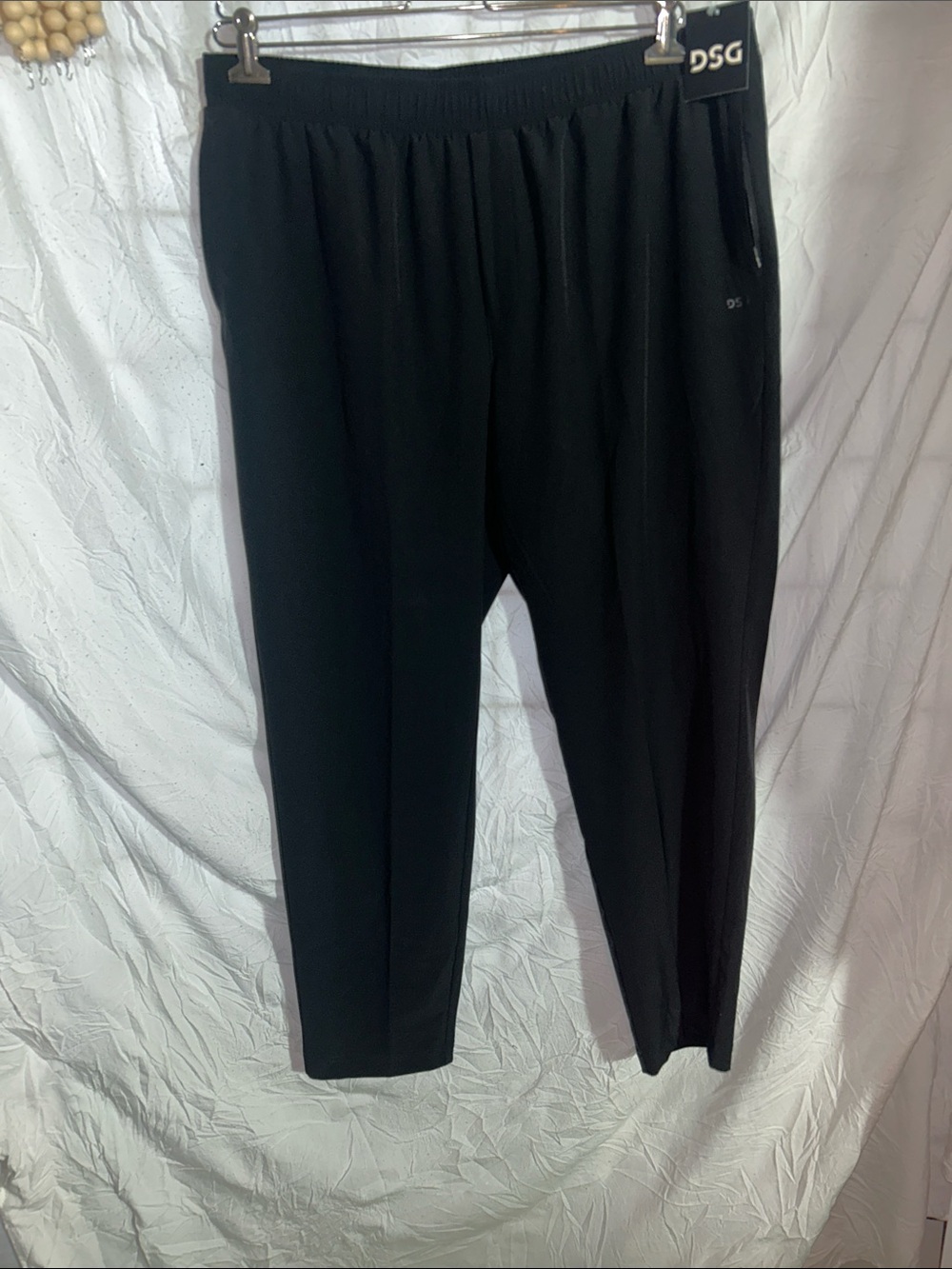 DSG Black Men's Jogger Pants agility slim size XL. NWT.